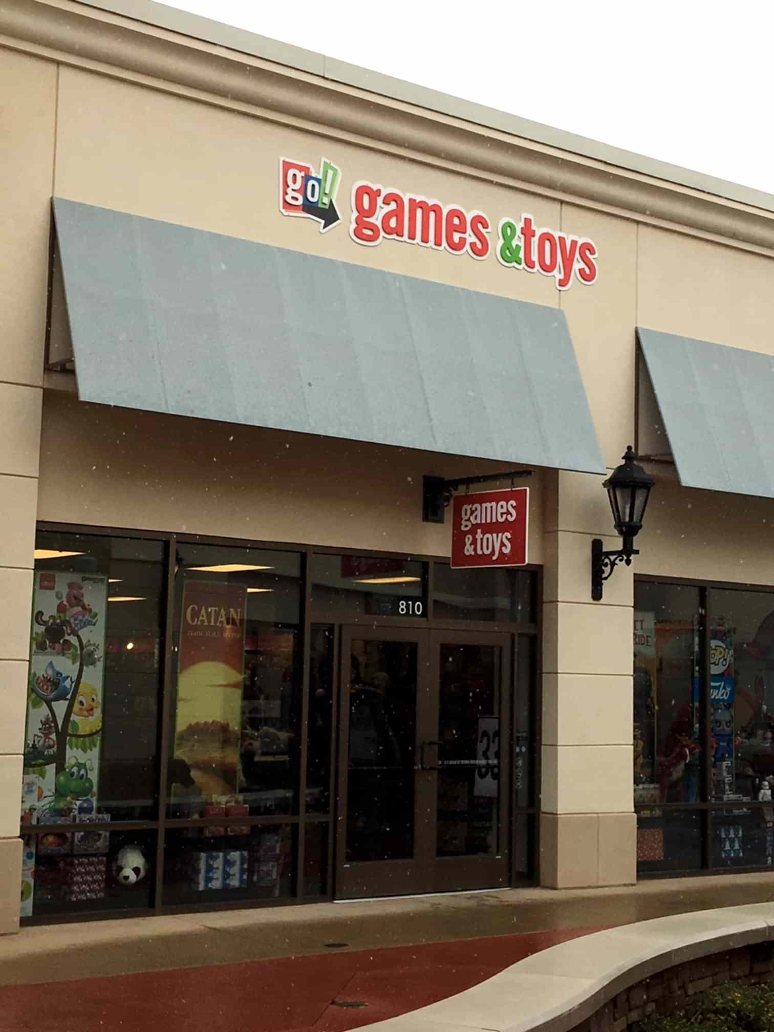 exterior signs, sign install, sign installation, signs, signs charlotte, signs nc, custom signs, logo signs, store signs, business signs, building signs, sintra letters, blade signs,